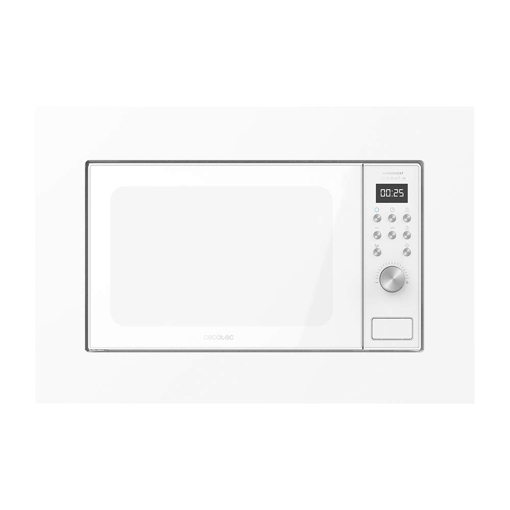 Micro-ondes encastrable blanc avec commandes numériques, intégré dans une cuisine contemporaine claire.